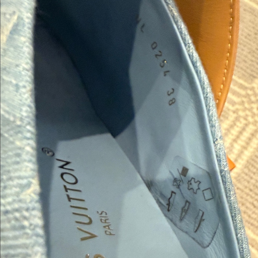 Louis Vuitton Aspen Platform Clogs with Strap 38 - Picture 9 of 16